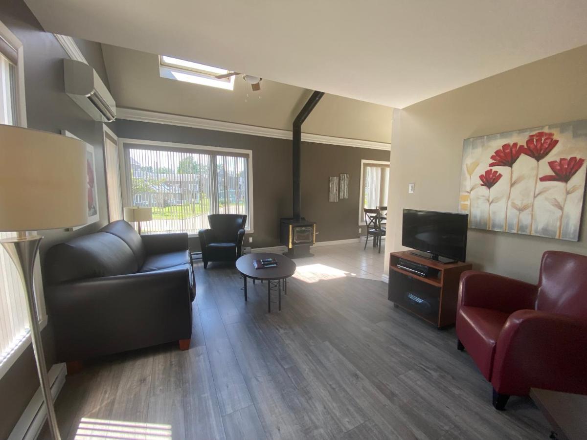 Condos Vacances Msa 2Ch Avec Piscine Et Spas Exterieurs Gratuits 4 Saisons!! 波普雷 外观 照片